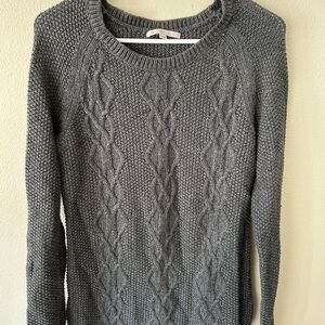 GAP Gray Crew Neck Sweater Soft Knit Classic Design
